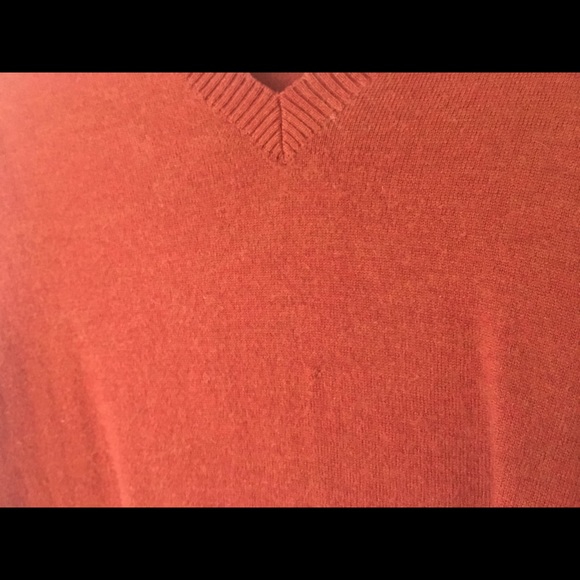 Burnt sienna wool pullover - Picture 2 of 2